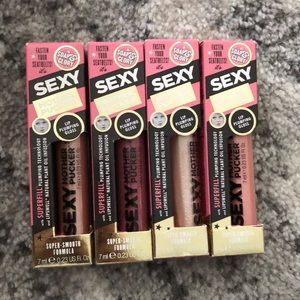 NWT BUNDLE Plumping lip gloss- sexy mother pucker